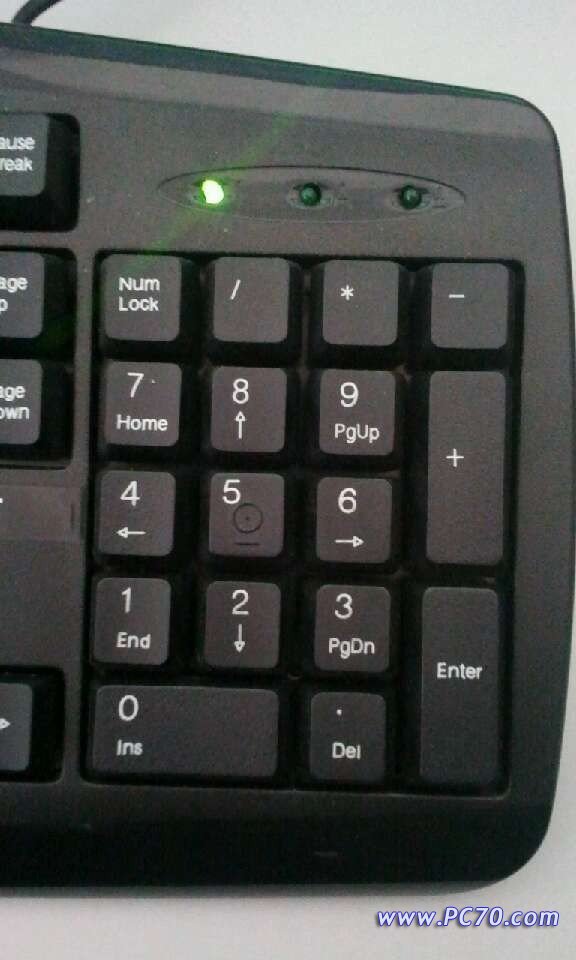 键盘上面的数字键失灵了怎么办